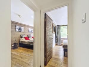 Appartement Rénové Centre Val dIsère - 6 Pièces, 10 Pers, Parking - FR-1-518-160