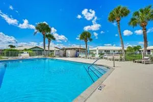 Sunny Canal-View Villa with Lanai in Sebring! - Sebring