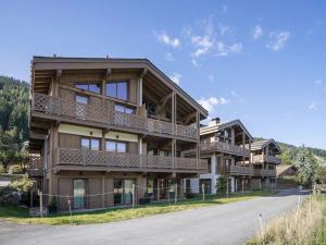 Appartements Appartement moderne, proche des pistes avec 2 chambres, Wi-Fi et parking a Courchevel Le Praz - FR-1-568-50 : photos des chambres
