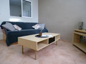 Confortable T2 - 1 à 4 pers- WIFI - Laroque