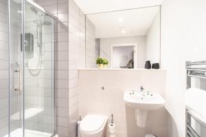 Stylish 2 Bed Apartment in Waterloo Liverpool