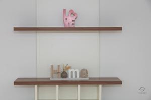 Market retreat near HBH