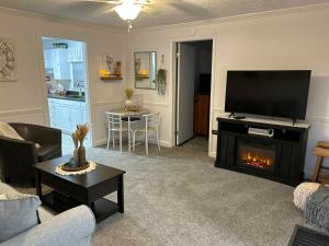 Your Weaver Rest Stop on the Ladiga Trail!