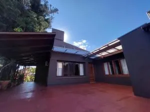 Moj Dom, casa en el centro de Oberá - Villa Guntz