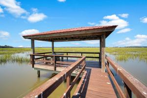 Two-Bedroom House room in Lowcountry Charm with Private Dock Overlooking Beaufort River