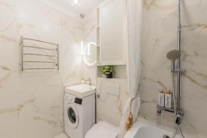 Райский уголок с камином в Соломенском районе Киева