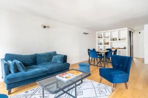 Apt moderne rénové et spacieux, au cœur de Paris