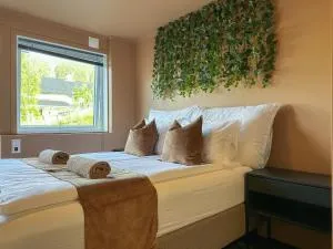 PERFECT for Couples - FREE Parking & Near attractions - Elvemo