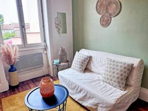 Studio central et confortable