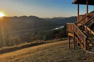 Riverbend Retreat - Middlesboro