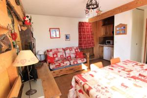 Résidence Lac Du Lou - VAL THORENS 2 PIECES POUR 5 PERSONNES CENTRAL ET PIED DE PISTES MAE-7537