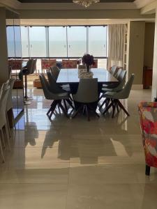 3 Dormitórios com Vista Exclusiva da Praia