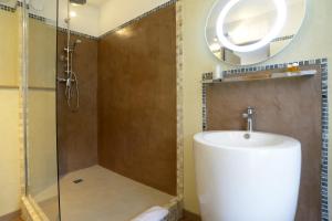 Hotels Le Belvedere : photos des chambres