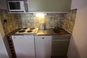 Résidence Schuss - VAL THORENS 4 PERSONS QUARTIER SLALOM PROCHE COMMERCES ET PISTES DE SKI MAE-7631