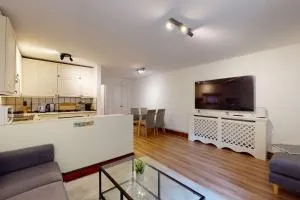 185 Lanark Properties - London