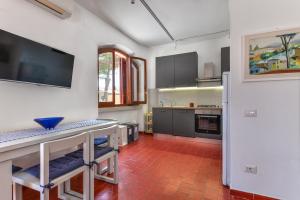 Elba Bellavista -- Casa Cerboli --