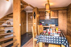 Résidence Reine Blanche - VAL THORENS ESPRIT CHALET POUR CE SUPERBE 3 PIECES 6 PERS. PROCHE DE TOUT MAE-5179