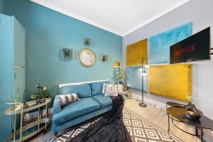 1-Bedroom Flat in Windmill St with Free Parking