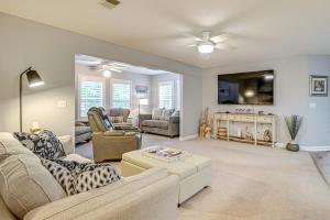 4 Mi to Brookgreen Gardens Murrells Inlet Condo