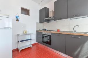 Elba Bellavista -- Casa Palmaiola --