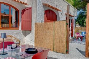 Elba Bellavista -- Casa Palmaiola --