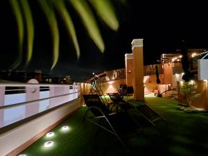 Laguna Beach Relax - Terraza, Jacuzzi, Parking - 4hvězdičkové hotely ve městě Vera