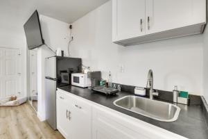 2 Mi to Water Lake Arrowhead Studio