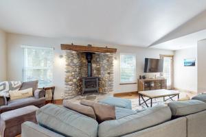 Homewood Cabin Among the Pines