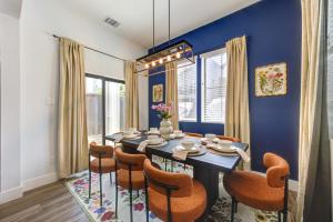 4BD Home - Movie Nights - 6 Mins Houston Heights