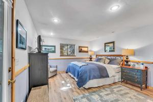 The Big Bear Chalet Private Hot Tub