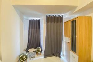 Studio Furnished with Comfort Design at Tokyo Riverside PIK 2 Apartment By Travelio