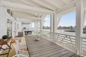 Beach Side Story 214 LAK