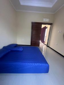 Phòng Giường Đôi Có Phòng Tắm Riêng (Double Room with Private Bathroom)