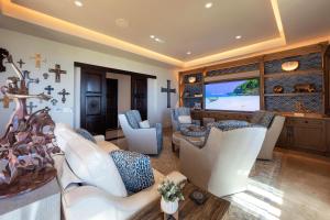 Luxury Villa in La Punta Estates, Enjoy 3,000 Usd Credit for Thanksgiving
