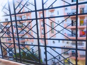 Ennasr City - Jolie S2 avec Internet - Parfait Pour Les familles - Vue panoramique sur la Tunisie - Service Navette