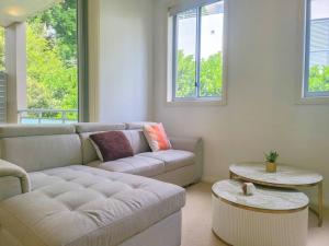 North Shore hidden gem, cosy with free parking