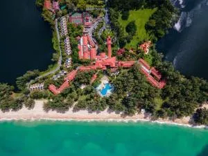 Dusit Thani Laguna Phuket - pláž