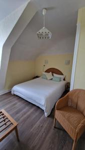 Hotels Hotel Saint Jacques : photos des chambres