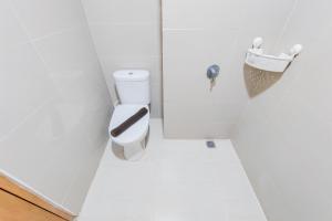 Good Choice and Simply Studio Apartment B Residence By Travelio
