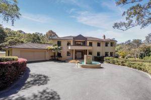 The Valley Way Luxury Estate