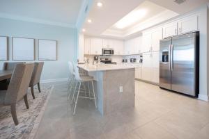 Phoenix Gulf Towers 1207 condo