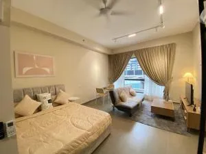 One Utama 3km away Cozy Studio - Kampong Bukit Lanjan