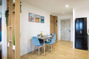 Appartements DK Lodges Netflix Wifi Proche centre ville : photos des chambres
