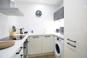 Appartements DK Lodges Netflix Wifi Proche centre ville : photos des chambres