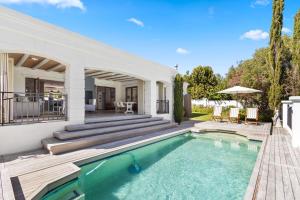 Winelands Villa by Host Agents