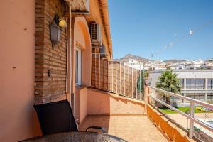 Perfect location, beach 50 m away and pool