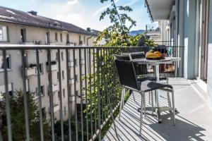 2 BR apartment close to lake - D2