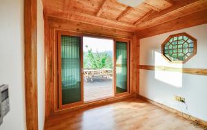 Yeosu Hanulchaeok Pension