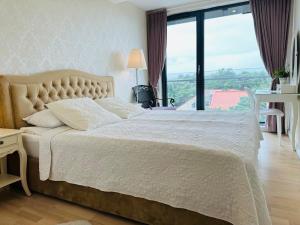 Daukanto Sea View Apartment, by luxuryrent