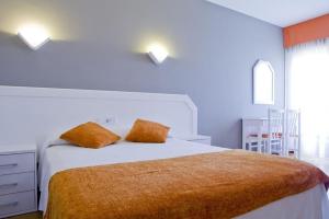 Special Offer - Double or Twin Room room in Hotel Los Naranjos